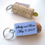 winecork-keychain-wedding-favor