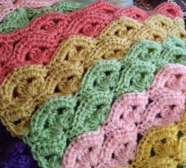 Irish Wave Baby Afghan Crochet Pattern