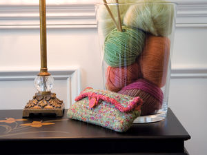 Envelope Purse Crochet Pattern | FaveCrafts.com