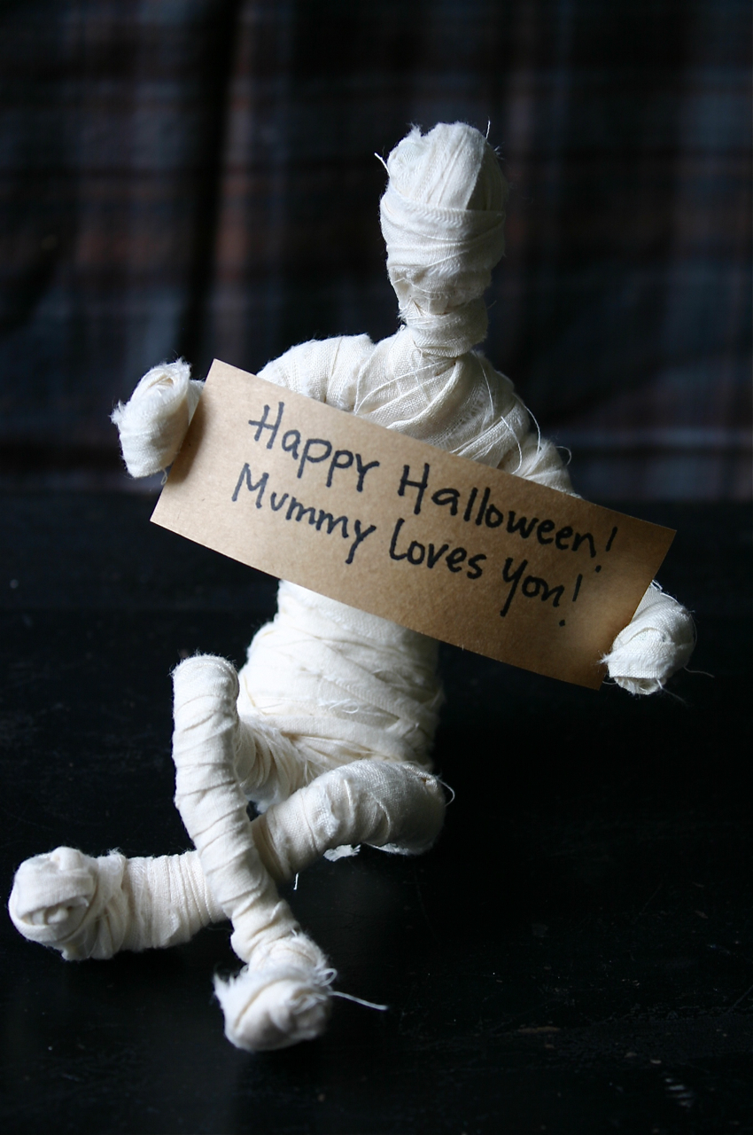 mummy – AllCrafts Free Crafts Update