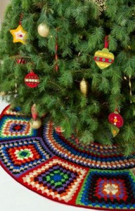 Granny Square Tree Skirt Crochet Pattern